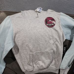 Juniors hooded sweater